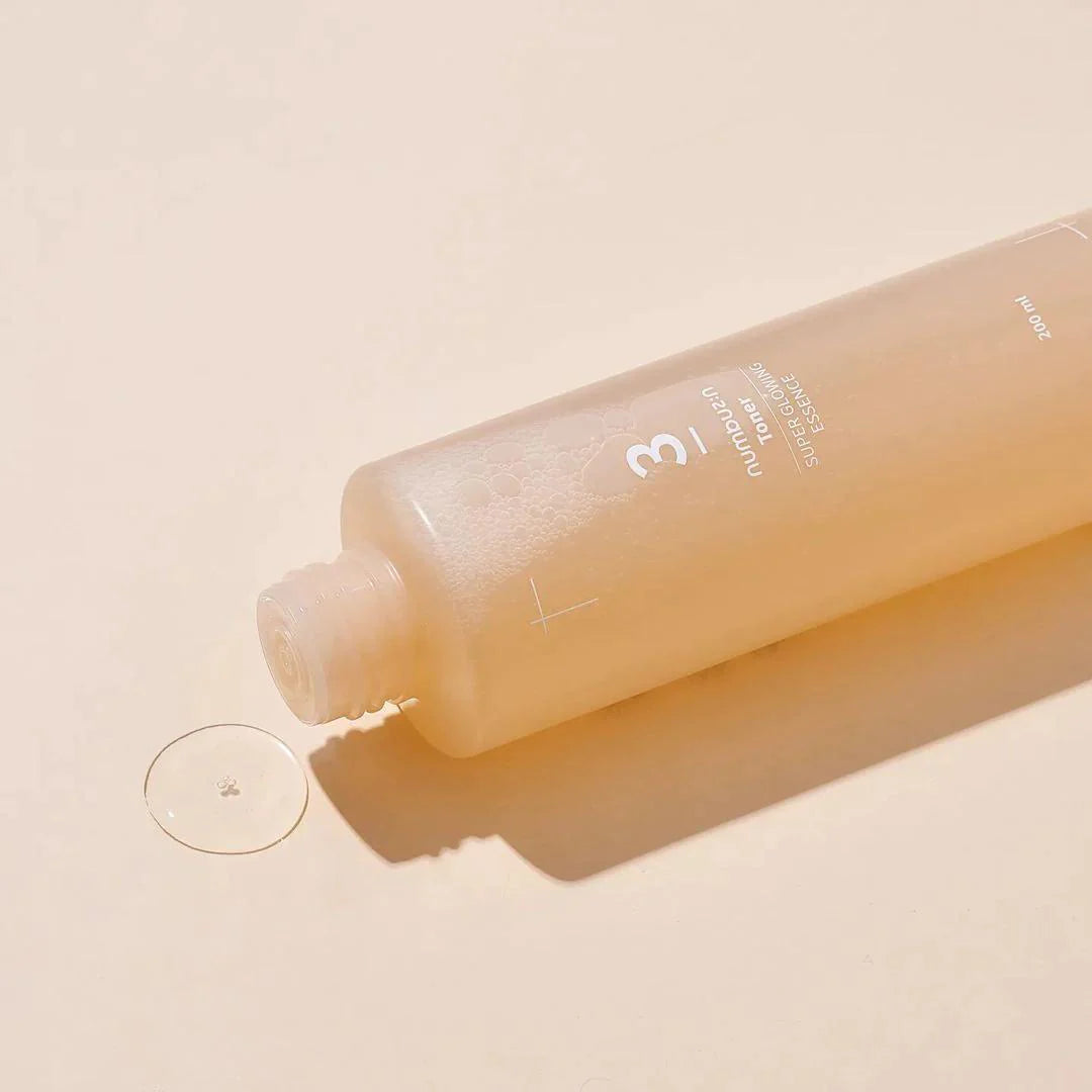 Numbuzin No.3 Super Glowing Essence Toner